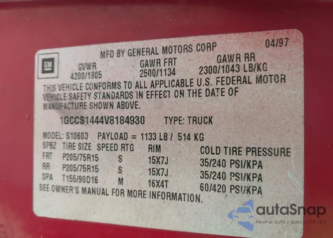 1997 Chevrolet S-10 Fleetside z USA, uszkodzony, nr VIN 1GCCS1444V8184930